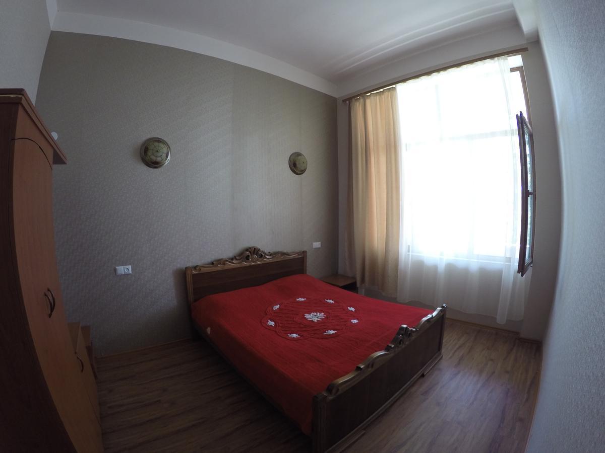 Sevan Writers House Luaran gambar