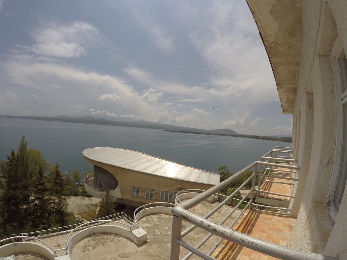 Sevan Writers House Luaran gambar