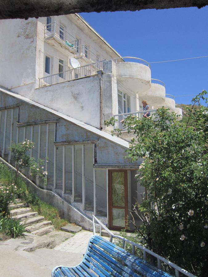 Sevan Writers House Luaran gambar